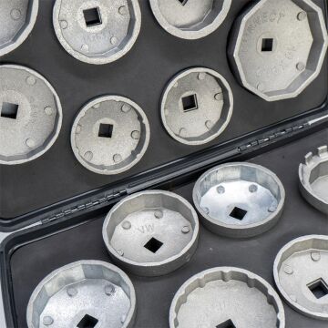 6536 Tas Tipi Yağ Filtre Sökme Takımı 16 Parça