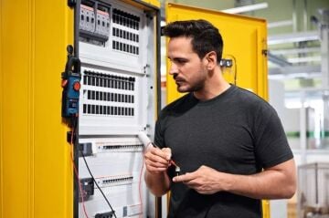 BOSCH GMC 600-15 Dijital Pensampermetre ve Multimetre Elektrik Ölçüm Aleti