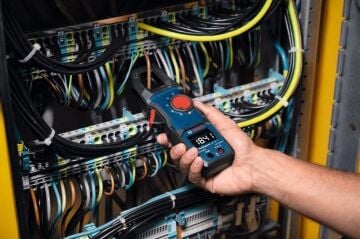 BOSCH GMC 600-15 Dijital Pensampermetre ve Multimetre Elektrik Ölçüm Aleti