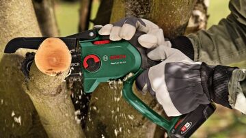 BOSCH EasyChain 18V-15-7 Şarjlı Zincirli Budama Makinası 18 Volt