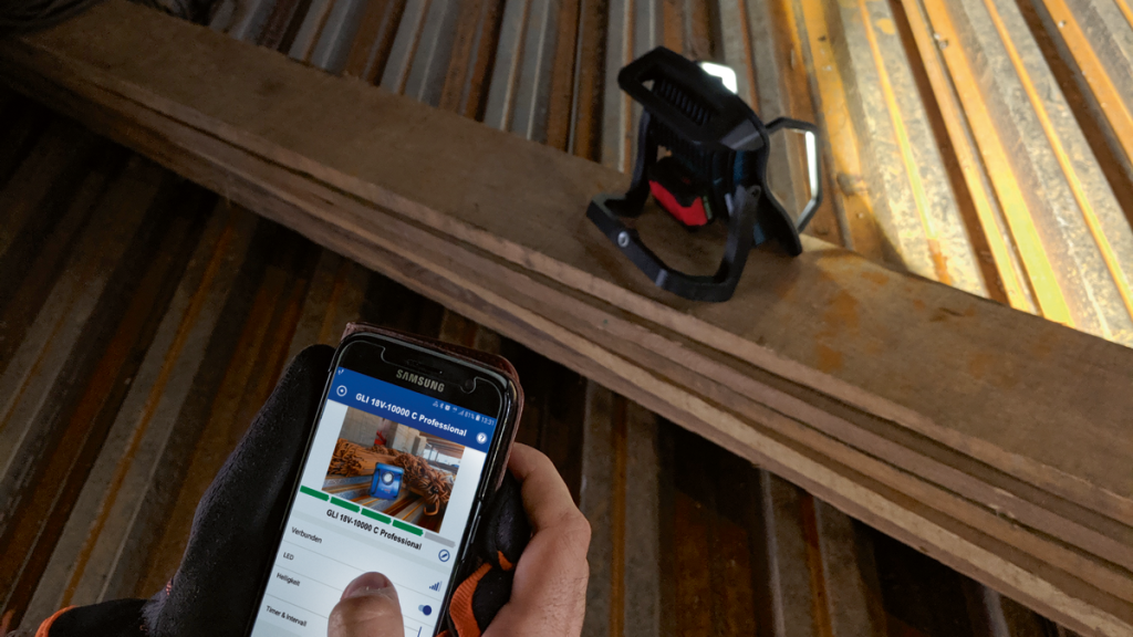 BOSCH GLI 18V-4000 C Akülü Led Fener ve Projektör 4000 Lümen 18 Volt (Akü ve Şarj Aleti Hariç)