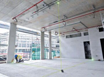 BOSCH GPL 5 G Yeşil Işıklı Lazer Şakül Duvarcılar için (5 Noktalı)