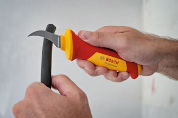 BOSCH Profesyonel İzoleli 1000 Volt Kablo Sıyırma Bıçağı (1600A02NF6)