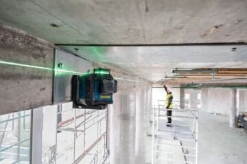 BOSCH GLL 80-33 G Akülü Yeşil Lazer Terazi 3x360 Derece Mıknatıs Sehpalı