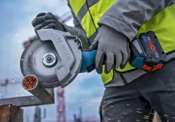 BOSCH GWS 18 V-180 P Akülü Taşlama 18 Volt 180 mm (Akü ve Şarj Aleti Hariç)