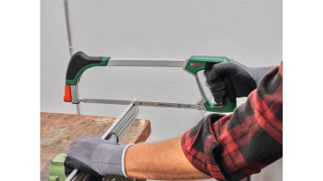 BOSCH Universal 300 mm Demir Testere Kolu 3 Yedek Testereli (1600A033BK)